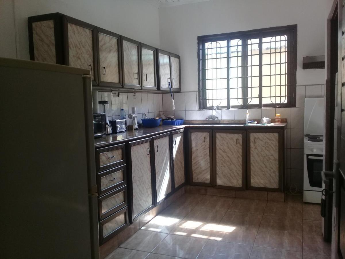 El Hope Lodge Dar-es-Salaam Eksteriør bilde