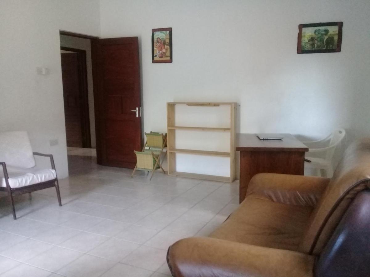 El Hope Lodge Dar-es-Salaam Eksteriør bilde