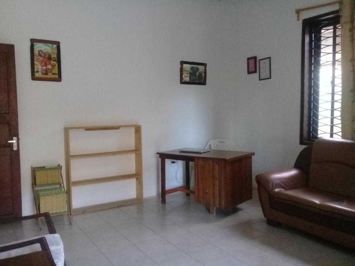 El Hope Lodge Dar-es-Salaam Eksteriør bilde